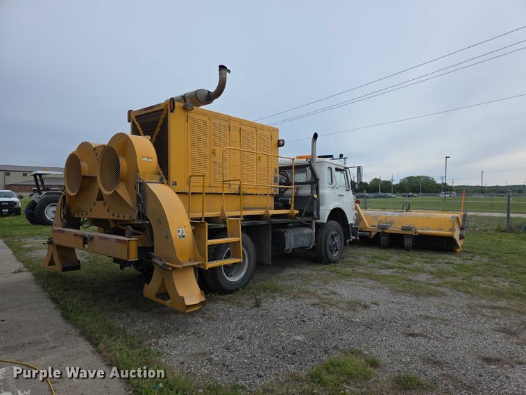 image for item FH6099 International Cargostar 1850B runway sweeper truck