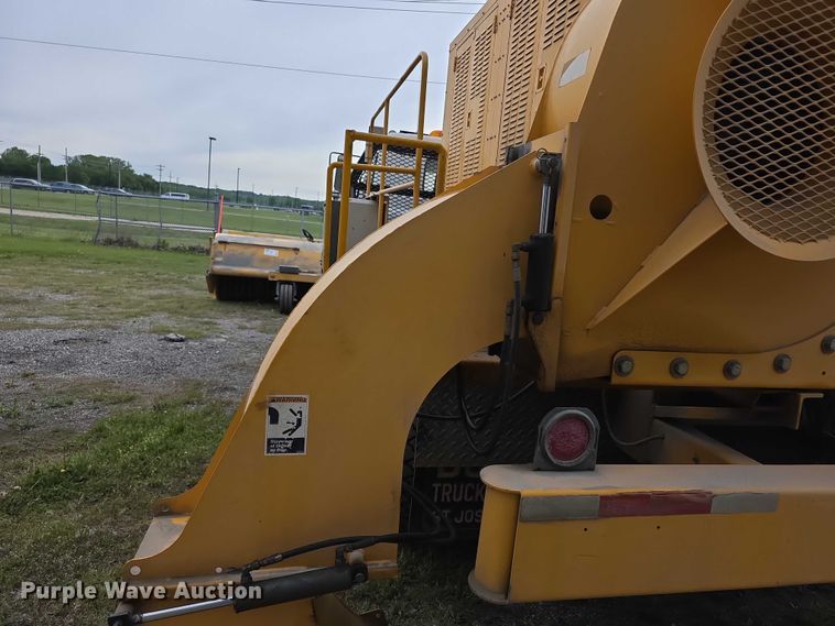 image for item FH6099 International Cargostar 1850B runway sweeper truck
