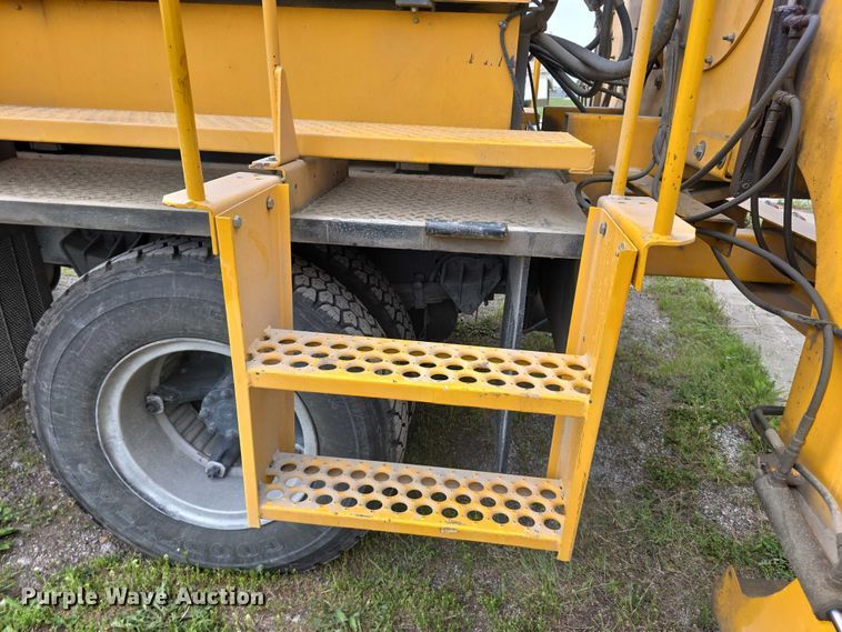 image for item FH6099 International Cargostar 1850B runway sweeper truck