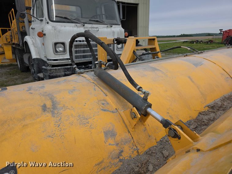 image for item FH6099 International Cargostar 1850B runway sweeper truck