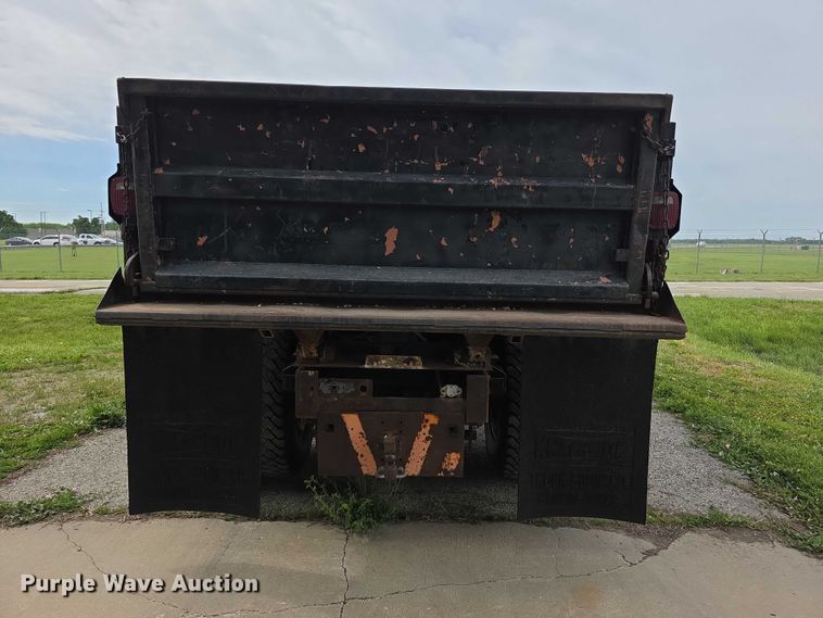 image for item FH6101 1996 GMC Topkick dump truck