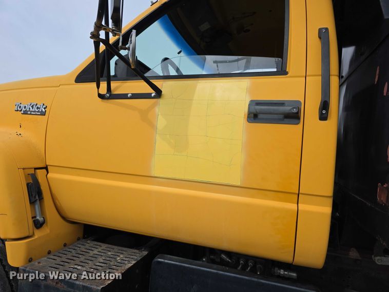 image for item FH6101 1996 GMC Topkick dump truck