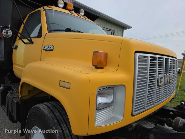 image for item FH6101 1996 GMC Topkick dump truck