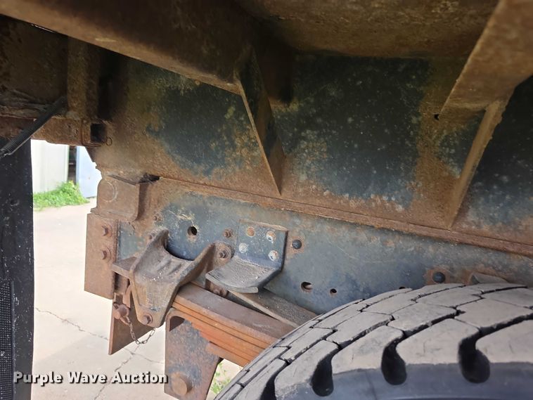 image for item FH6101 1996 GMC Topkick dump truck