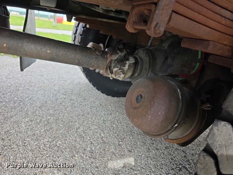 image for item FH6101 1996 GMC Topkick dump truck