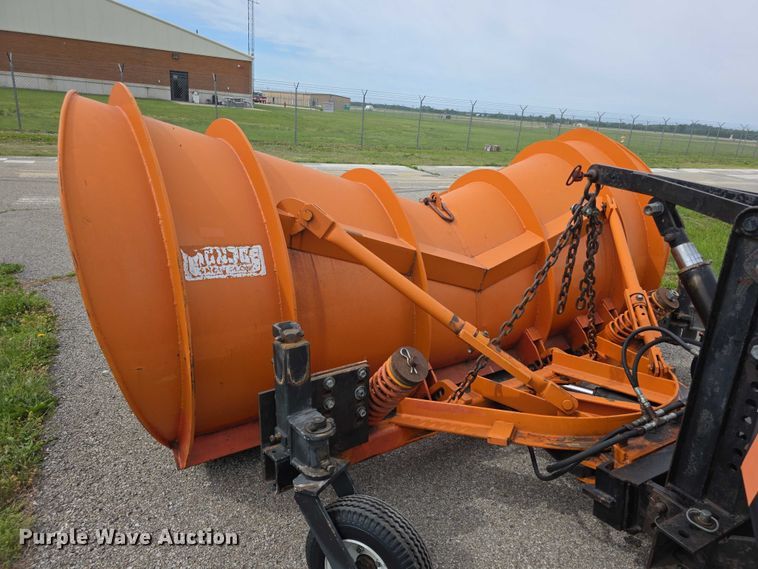 image for item FH6101 1996 GMC Topkick dump truck