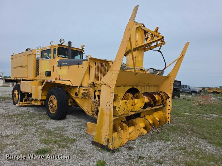 image for item FH6102 1982 Oshkosh  WT2206 snow blower truck