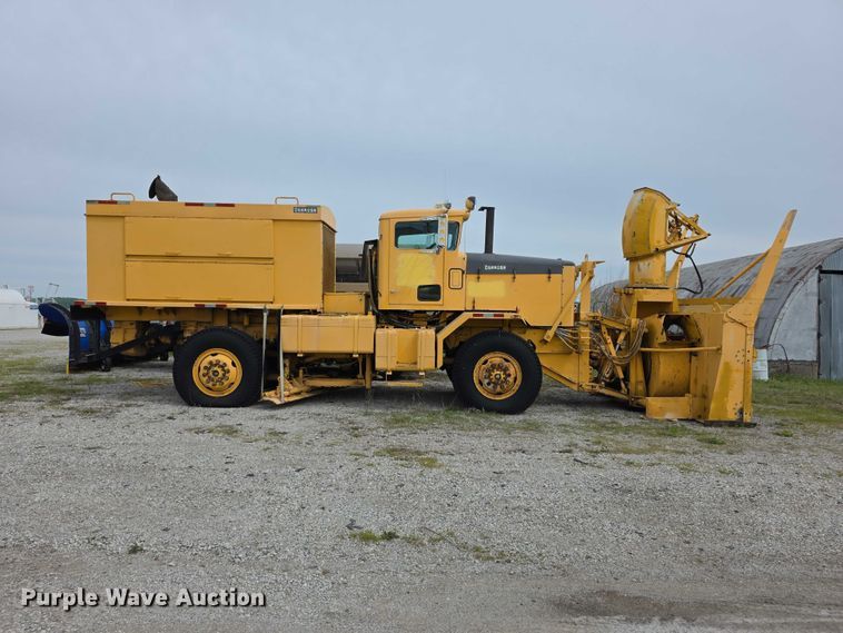 image for item FH6102 1982 Oshkosh  WT2206 snow blower truck