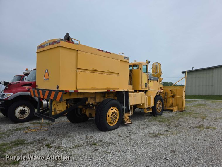 image for item FH6102 1982 Oshkosh  WT2206 snow blower truck
