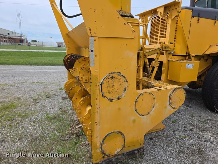image for item FH6102 1982 Oshkosh  WT2206 snow blower truck