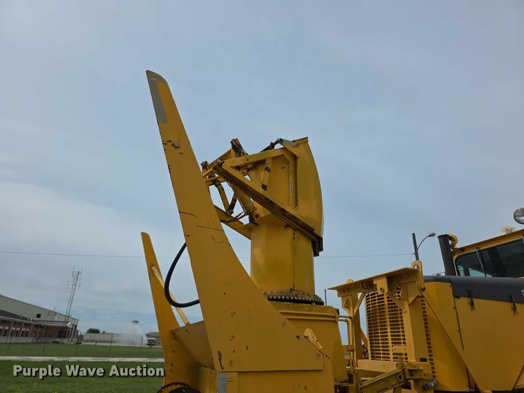 image for item FH6102 1982 Oshkosh  WT2206 snow blower truck