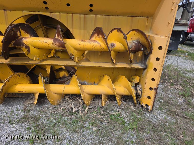image for item FH6102 1982 Oshkosh  WT2206 snow blower truck