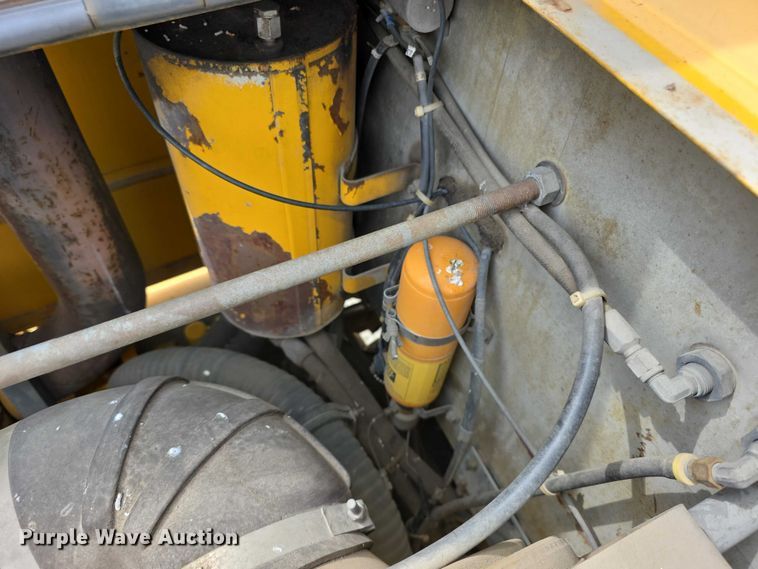 image for item FH6102 1982 Oshkosh  WT2206 snow blower truck