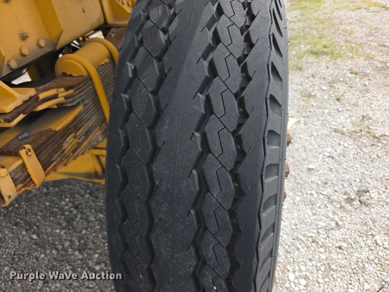 image for item FH6102 1982 Oshkosh  WT2206 snow blower truck