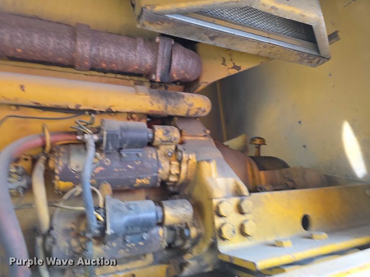 image for item FH6102 1982 Oshkosh  WT2206 snow blower truck