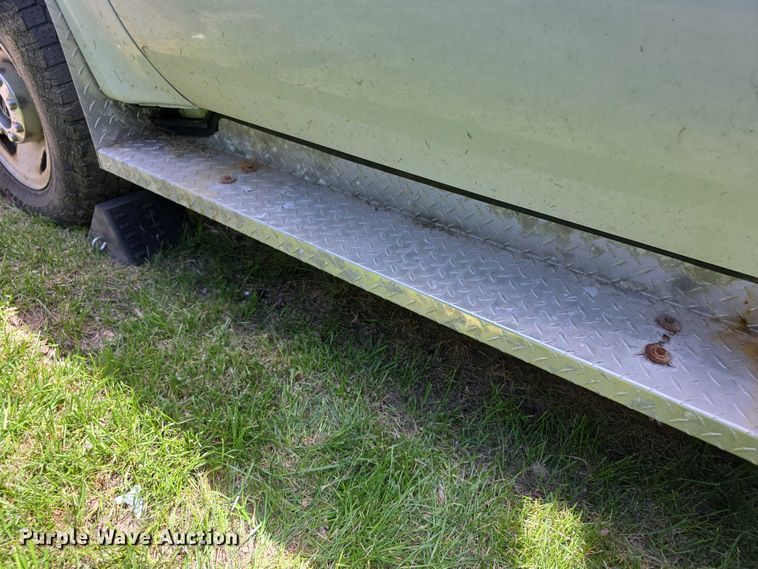image for item FH6103 2009 Ford F350 Super Duty pickup truck