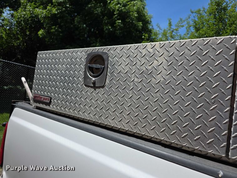 image for item FH6103 2009 Ford F350 Super Duty pickup truck