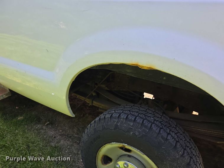 image for item FH6103 2009 Ford F350 Super Duty pickup truck
