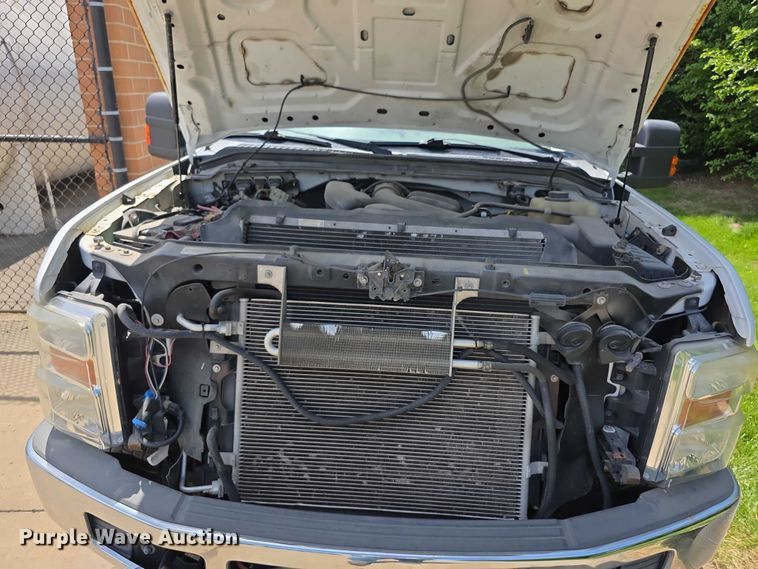 image for item FH6103 2009 Ford F350 Super Duty pickup truck