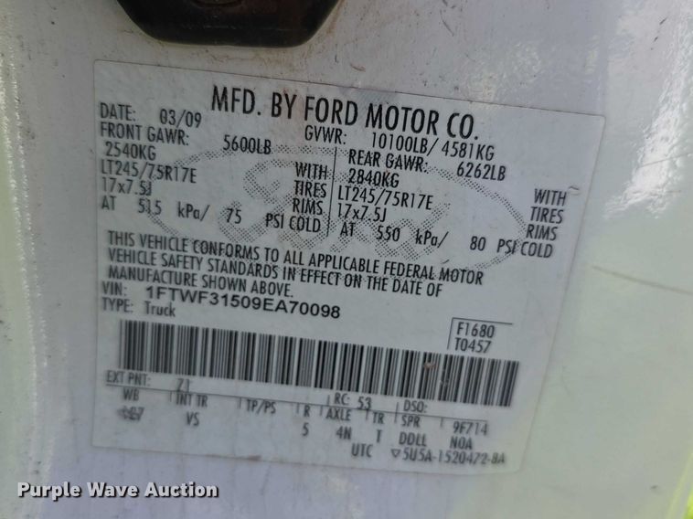 image for item FH6103 2009 Ford F350 Super Duty pickup truck