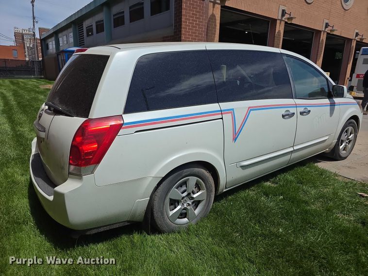 image for item FH6104 2009 Nissan Quest van