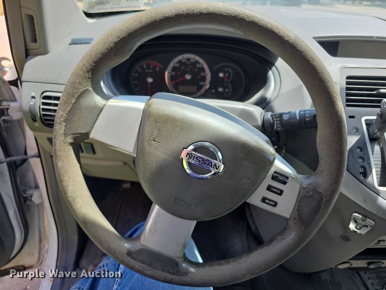 image for item FH6104 2009 Nissan Quest van
