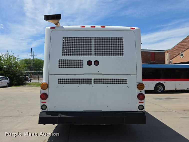 image for item FH6105 2012 Gillig G27E102N2 shuttle bus