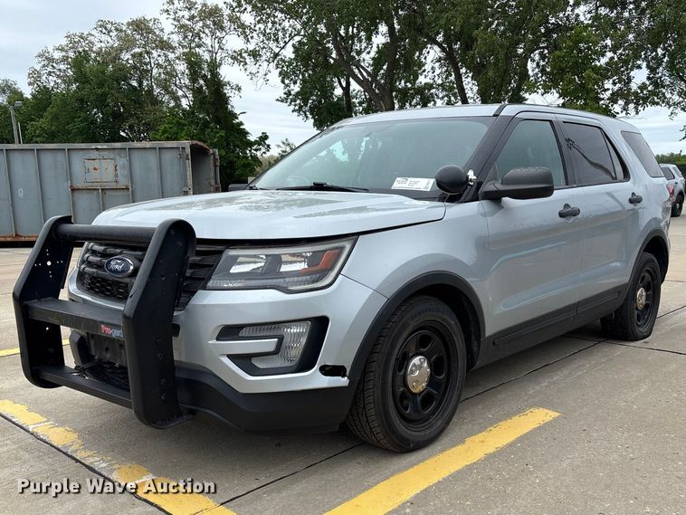 image for item FH6111 2019 Ford Explorer Police Interceptor SUV