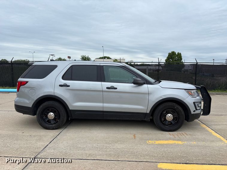 image for item FH6111 2019 Ford Explorer Police Interceptor SUV