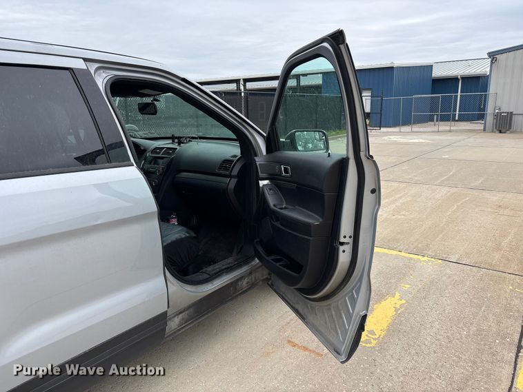 image for item FH6111 2019 Ford Explorer Police Interceptor SUV
