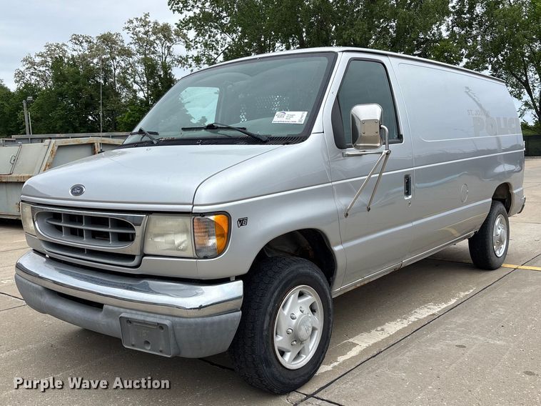 2000 Ford E250 van
