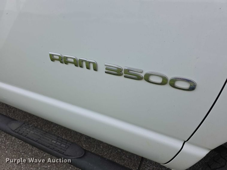 image for item FH6113 2005 Dodge Ram 3500 Ext. Cab pickup truck