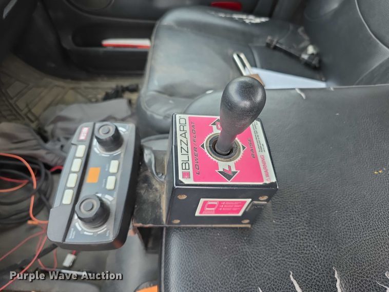 image for item FH6113 2005 Dodge Ram 3500 Ext. Cab pickup truck