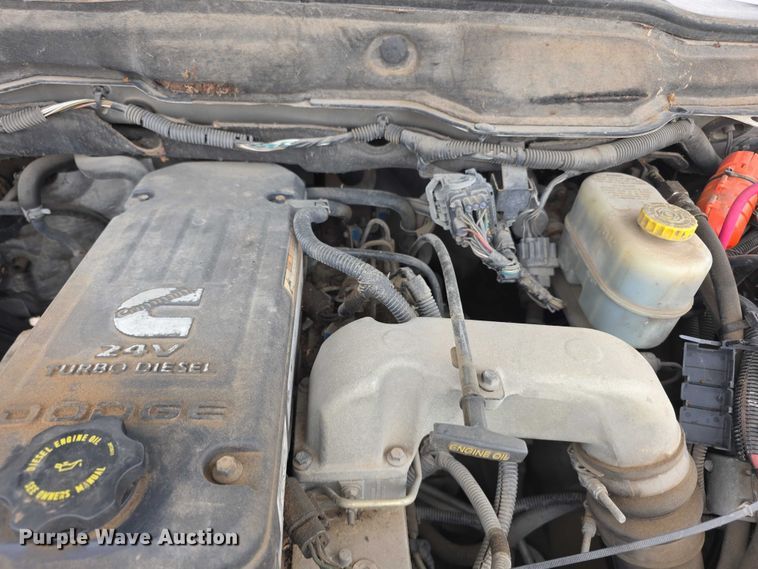 image for item FH6113 2005 Dodge Ram 3500 Ext. Cab pickup truck