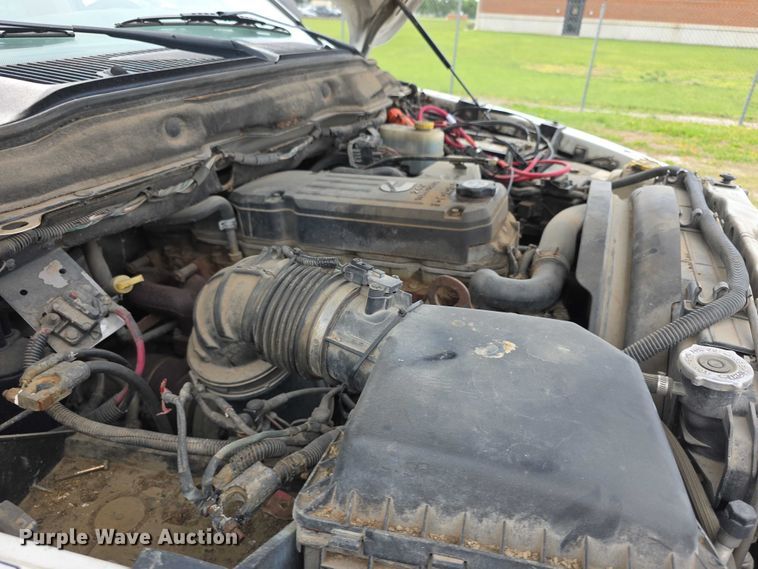 image for item FH6113 2005 Dodge Ram 3500 Ext. Cab pickup truck
