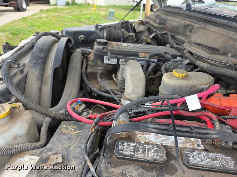 image for item FH6113 2005 Dodge Ram 3500 Ext. Cab pickup truck