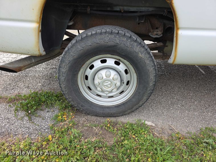 image for item FH6113 2005 Dodge Ram 3500 Ext. Cab pickup truck