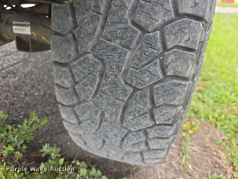 image for item FH6113 2005 Dodge Ram 3500 Ext. Cab pickup truck