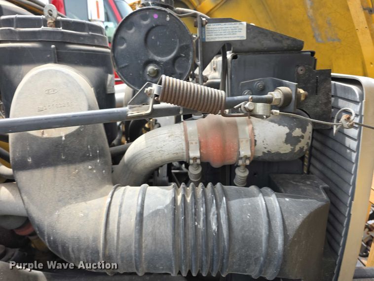 image for item FH6114 1996 GMC Topkick dump truck