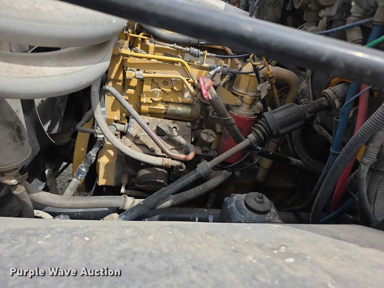 image for item FH6114 1996 GMC Topkick dump truck