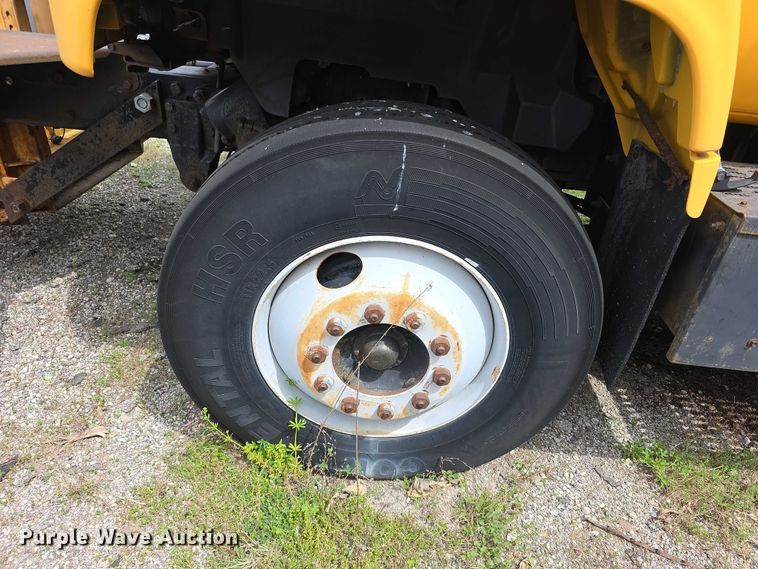 image for item FH6114 1996 GMC Topkick dump truck