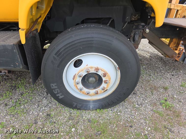 image for item FH6114 1996 GMC Topkick dump truck