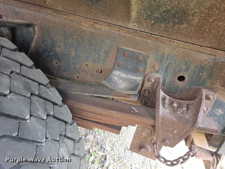 image for item FH6114 1996 GMC Topkick dump truck