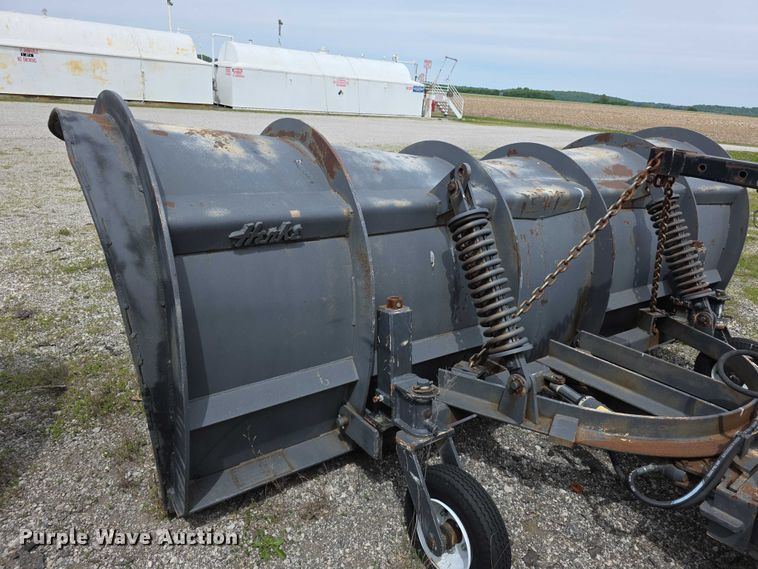 image for item FH6114 1996 GMC Topkick dump truck