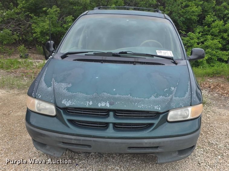 image for item FH6116 1996 Dodge Grand Caravan LE van
