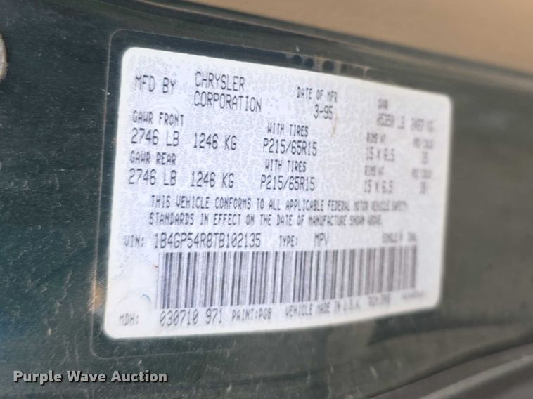 image for item FH6116 1996 Dodge Grand Caravan LE van