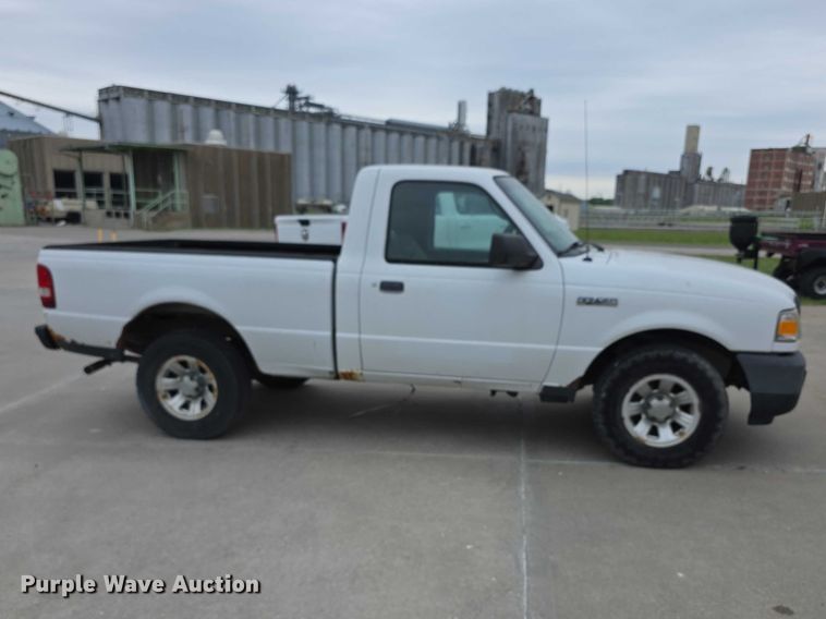 image for item FH6117 2011 Ford Ranger pickup truck