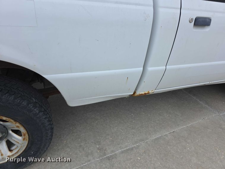 image for item FH6117 2011 Ford Ranger pickup truck