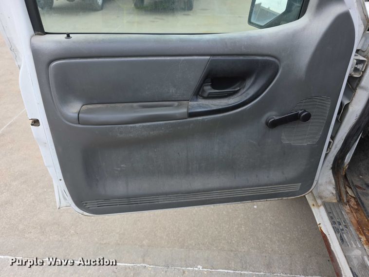 image for item FH6117 2011 Ford Ranger pickup truck