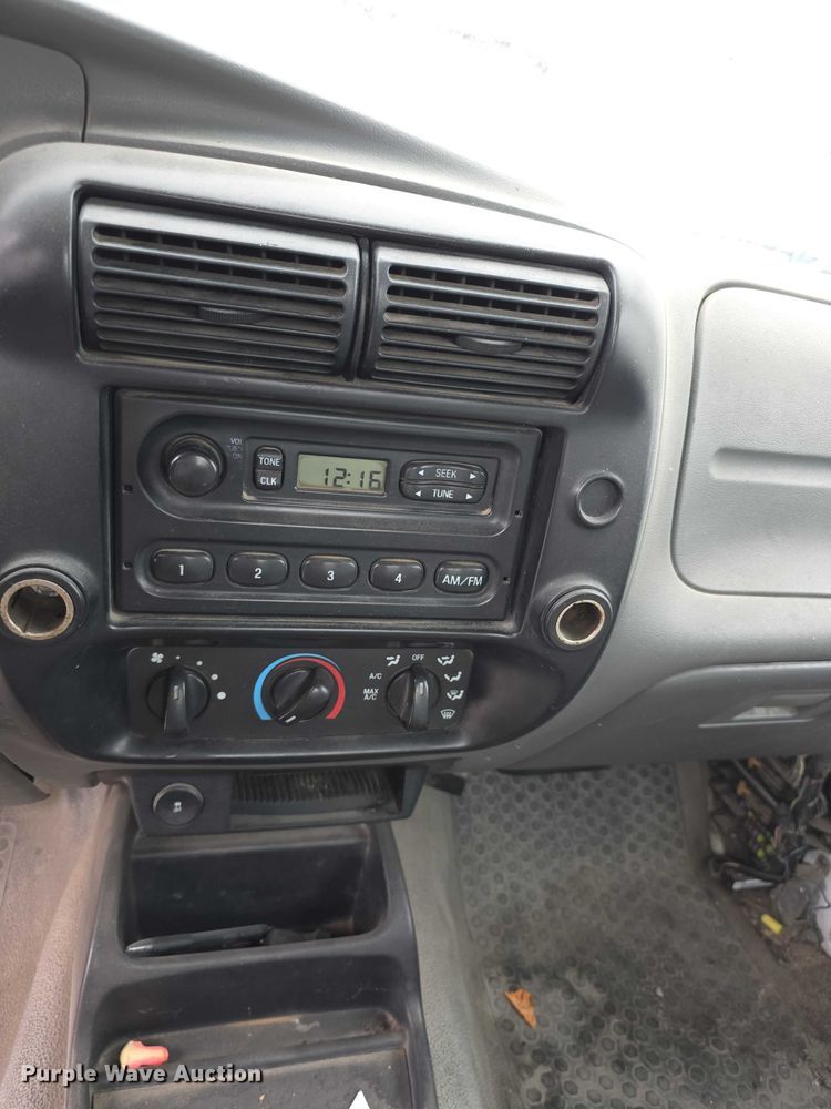 image for item FH6117 2011 Ford Ranger pickup truck
